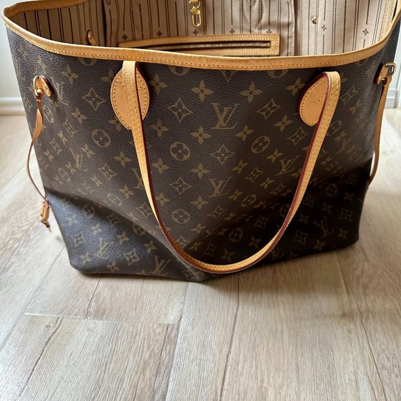 Authentic  Louis Vuitton Monogram M40990 Neverfull Gm Tote - Picture 3 of 7